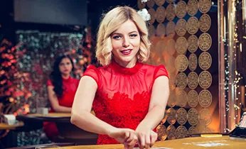 Đội ngũ hỗ trợ khách hàng luôn sẵn sàng phục vụ